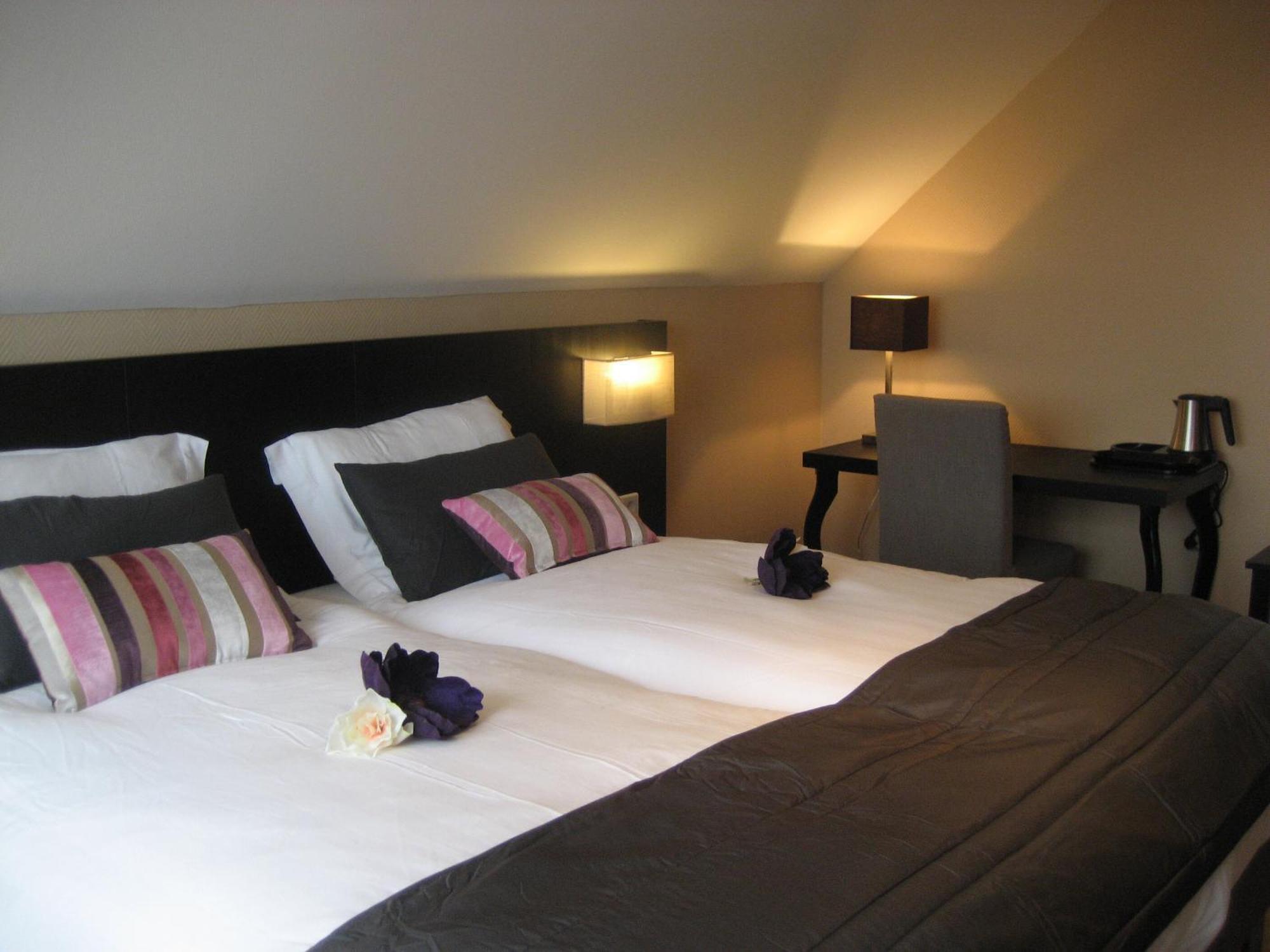 Bed & Breakfast Rheiderland Ditzumerverlaat Chambre photo